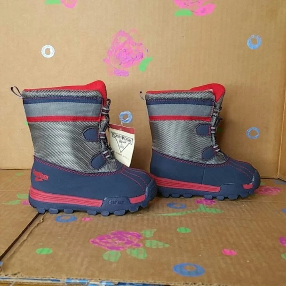 NEW OshKosh B'gosh Navy Alfie Winter Boots Size 6